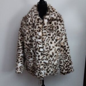 Chic Leopard Print Teddy Jacket